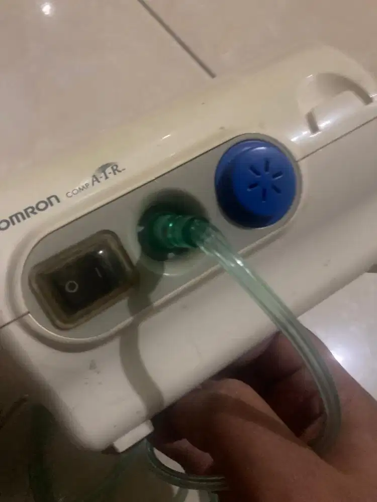 Omron Nebulizer untuk uap