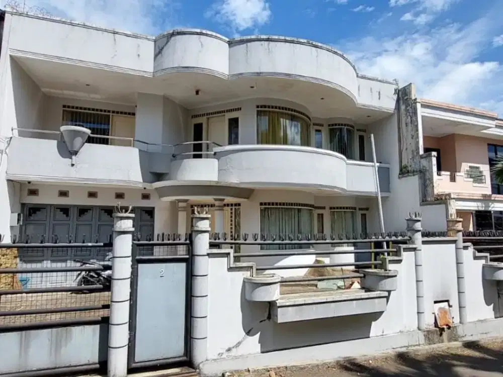 Rumah Mewah 2 Lantai Siap Huni di Sukagalih Bandung