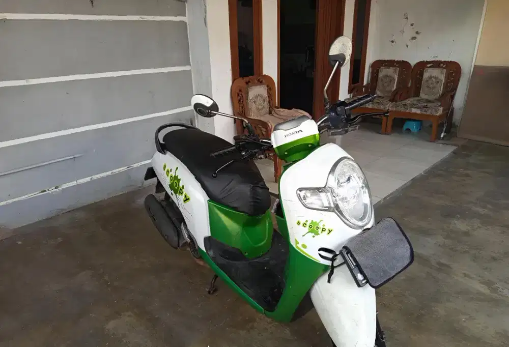 Honda Scoopy Donat 2017 (SS Lengkap).