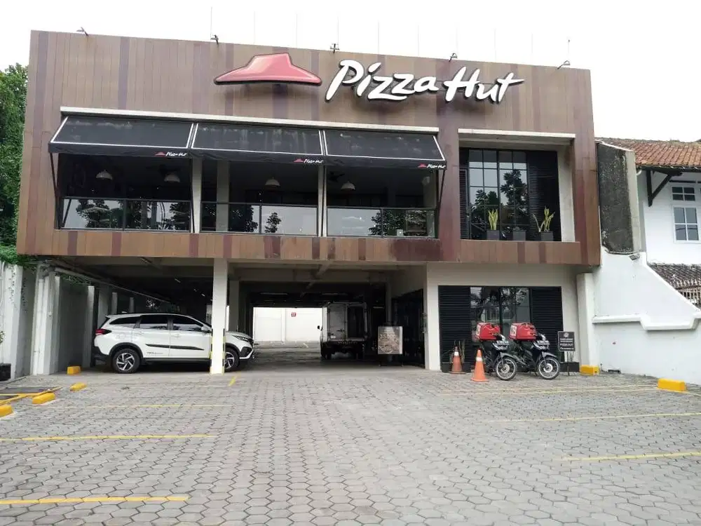 Dijual Cepat! Bangunan Usaha Strategis, Siap Pakai
