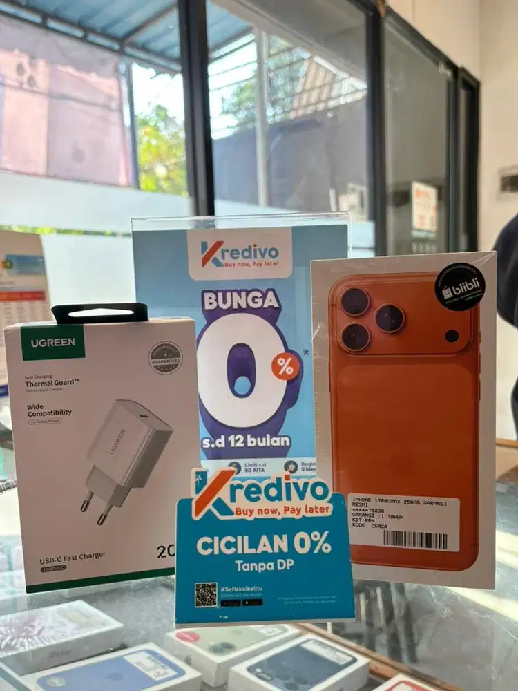iPhone 17 256GB Cosmic orange