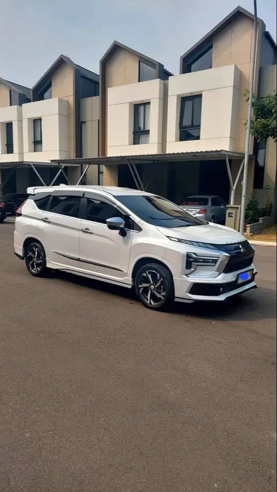 Mitsubishi Xpander Ultimate AT 2023