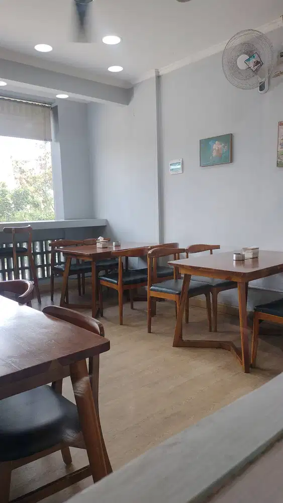 Di butuhkan koki masakan cafe