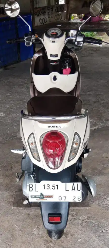 DIJUAL SANTAI SCOOPY 2016  PAJAK HIDUP SATU NAMA DARI BARU