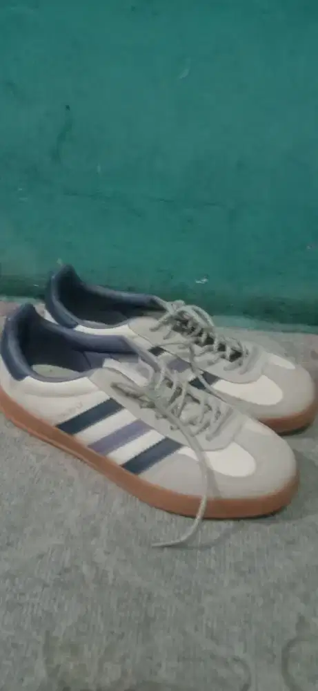 Adidas gazelle indoor