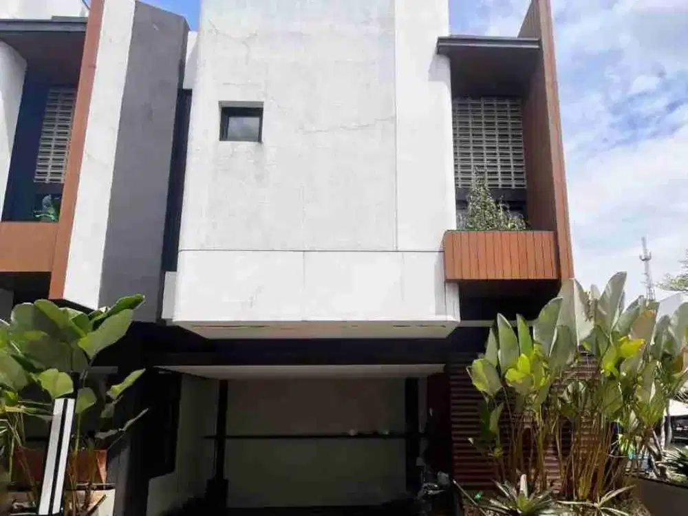 Dijual Cepat Favoury House Lokasi Strategis Dekat Taman Tekno Bsd