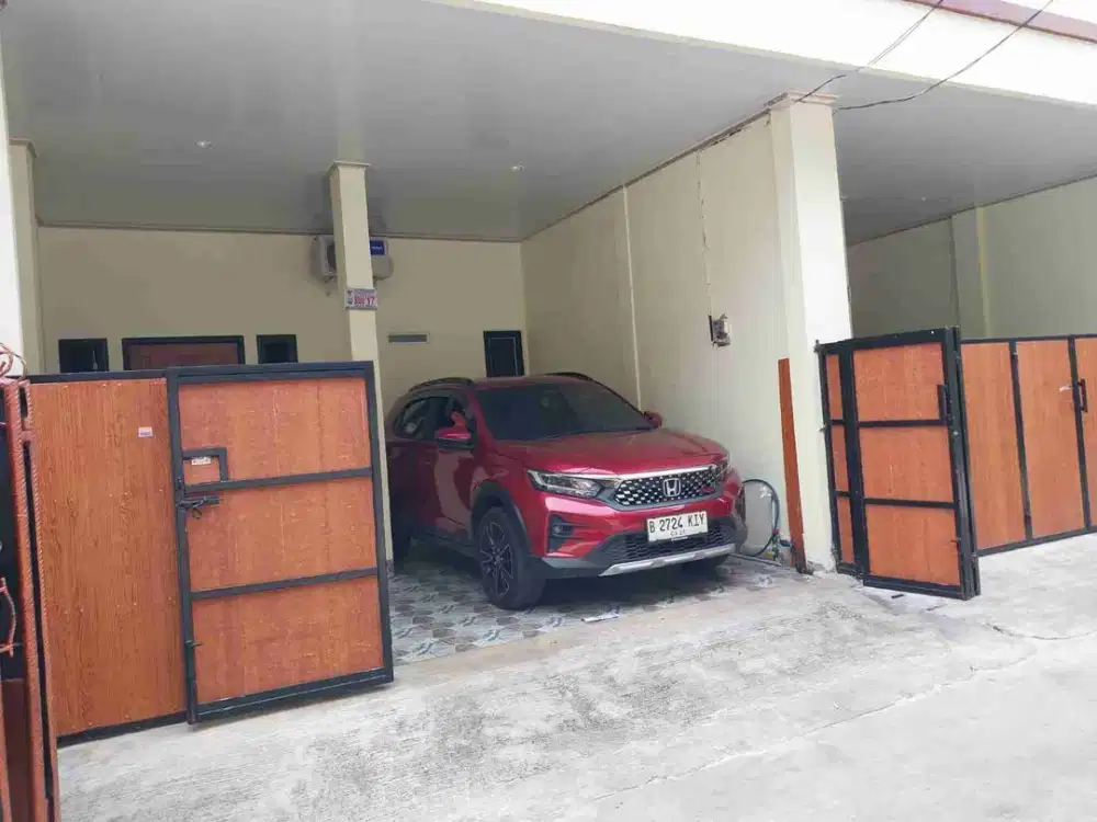 DISEWAKAN RUMAH RAPI SIAP HUNI KRANGGAN PERMAI