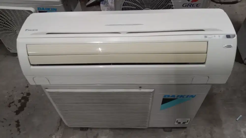 AC daikin thailand R32 1pk ori mulus