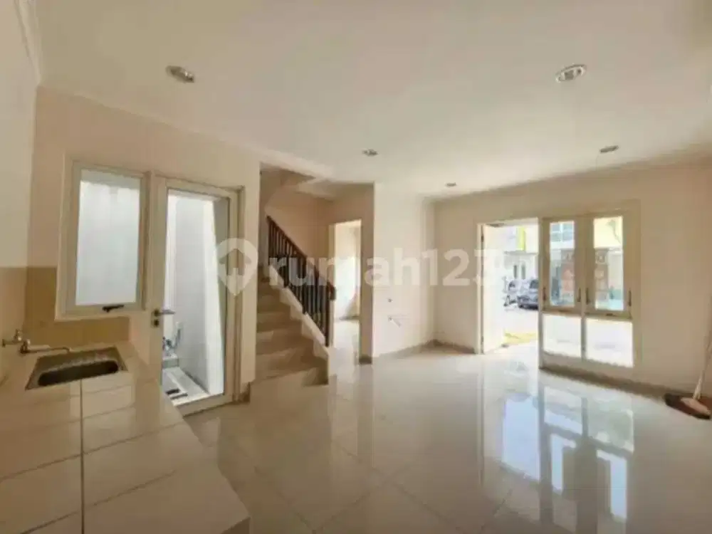 Siap Huni, Rumah, 2 Lantai, di Thomson Gading Serpong