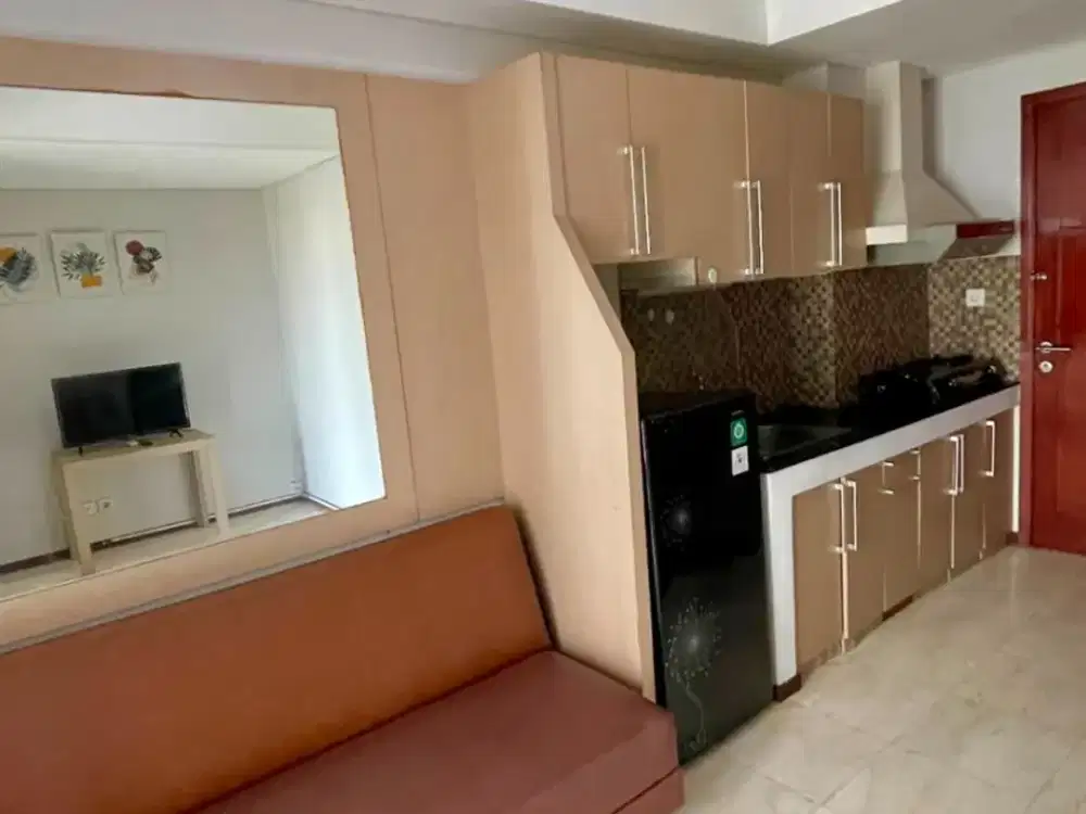 Disewakan unit apartemen royal mediterania garden, 1BR, nego, best view