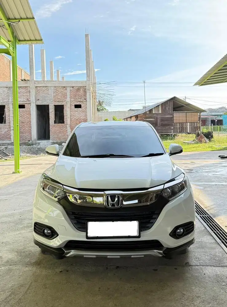HRV PUTIH Type E-CVT 2021