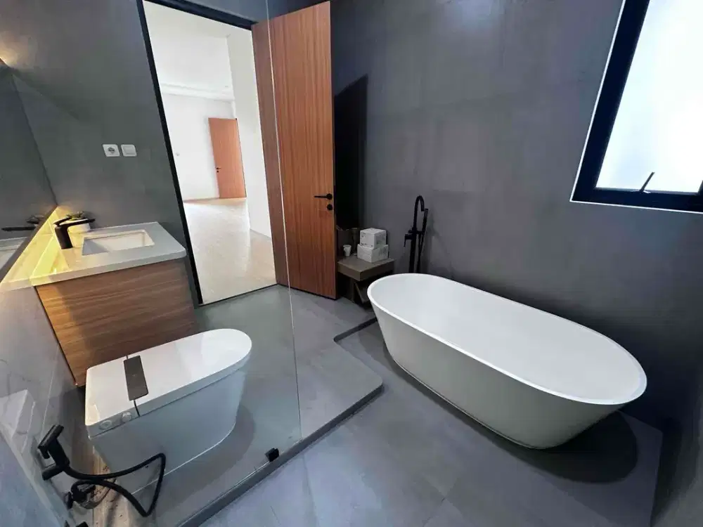 Dijual Rumah Baru Gaya Tropical Giriloka BSD City Semi Furnished