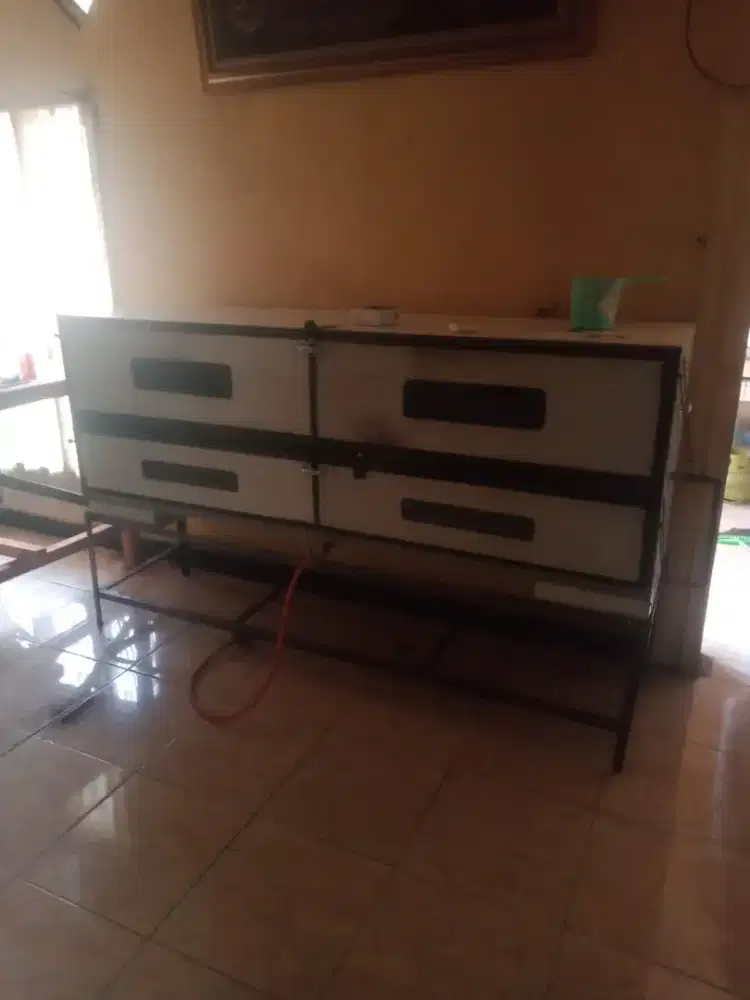Dijual Cepat Oven Gas Stainless Steel Untuk Roti & Kue (Kondisi Mulus)
