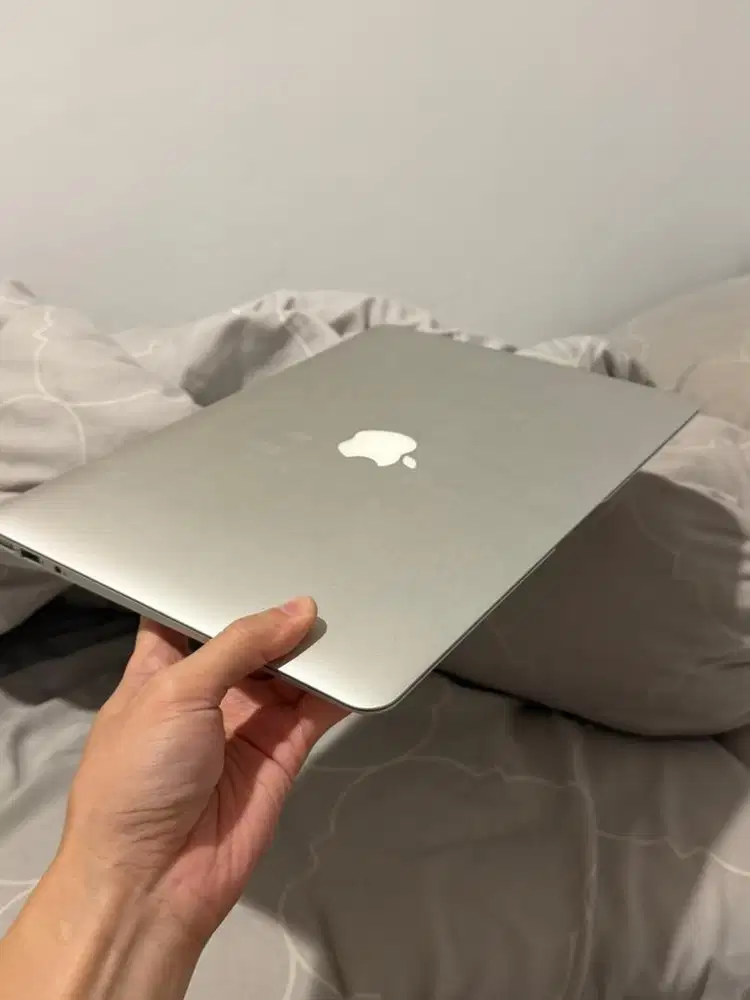 macbook air 2017 resmi ibox
