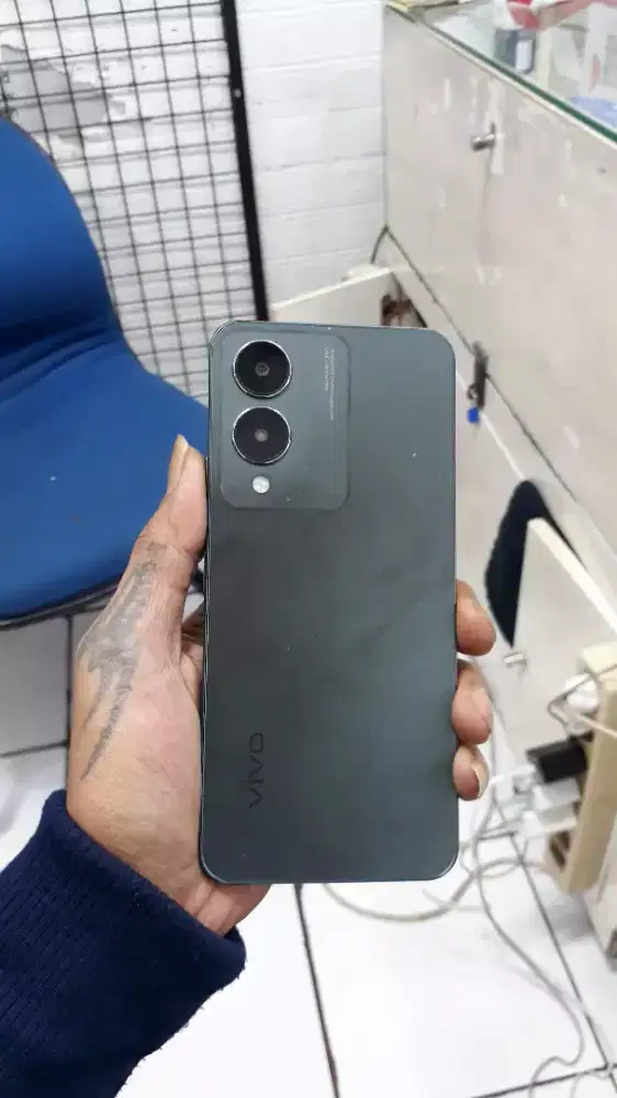 Vivo Y17s 4+2/64 Second normal