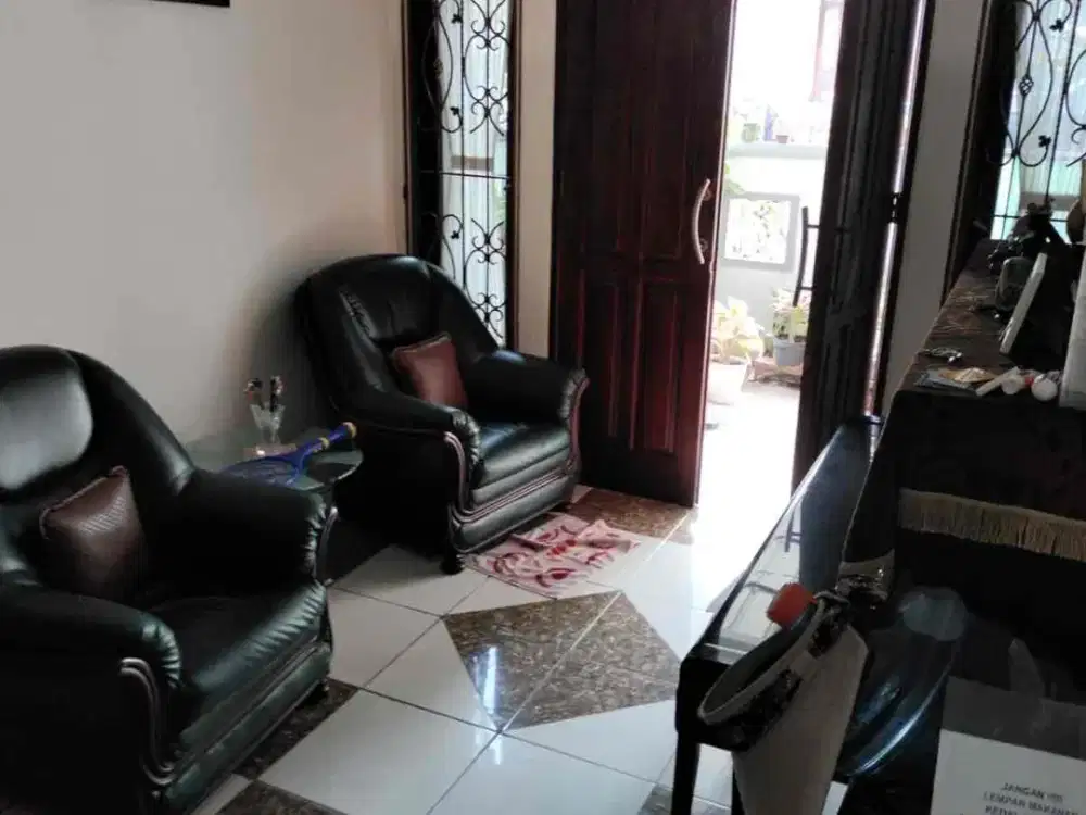 Dijual Rumah Luas di Komplek Sunter - Layout Ideal untuk Keluarga, Harga Masih Bisa Nego!