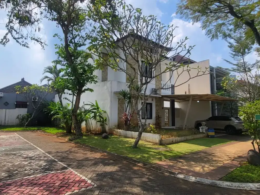 rumah 4 kamar tidur di Boulevard Beranda Bali, BSB, Semarang