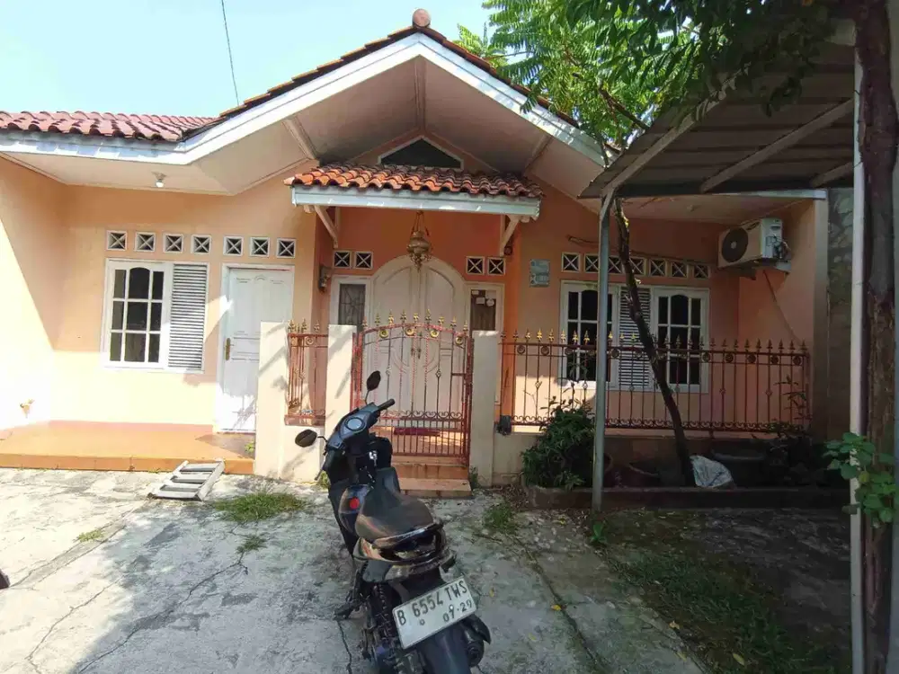 Dijual rumah Second 1 lantaixi Kalisari