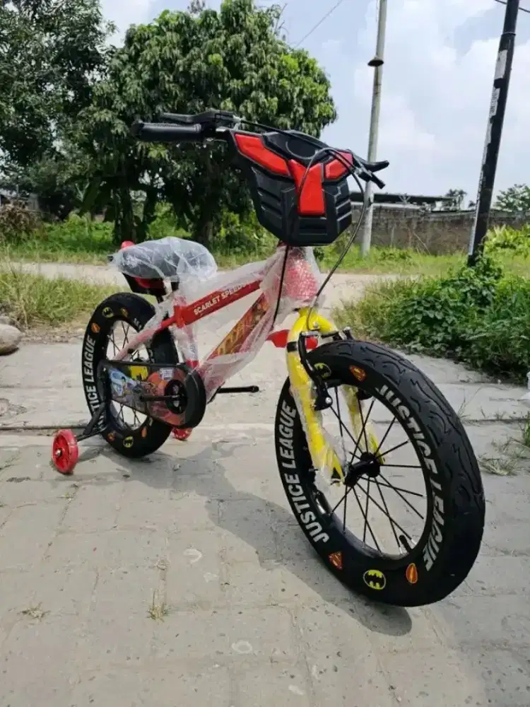Sepeda Anak Bmx Justice league sudah ban jumbo,UK18 lngkap musik