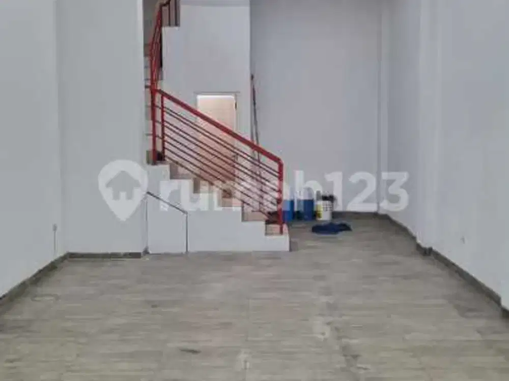 Siap Huni, Ruko, 4 Lantai, di Kebayoran Lama