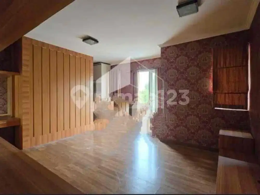 Disewa Rumah 2.5 Lantai di Cluster Acacia - Renovasi Sebelum Serah Terima, Masih Bisa Nego Tipis!