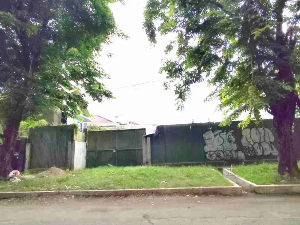 Dijual Tanah Pusat Kota di Jl WR Supratman Surabaya