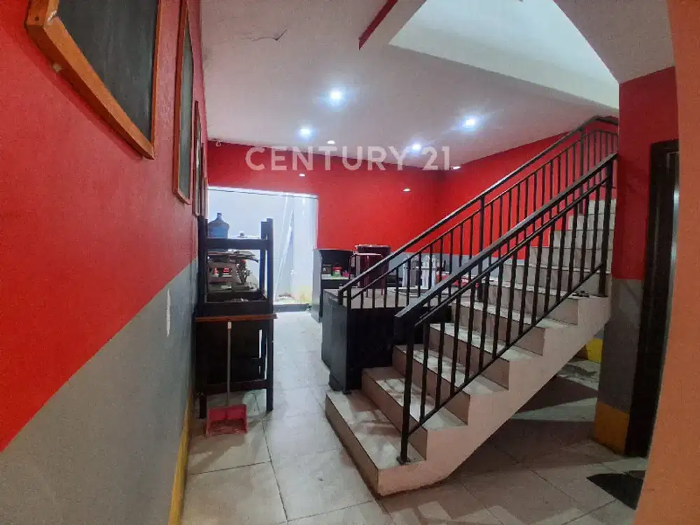 Ruang Usaha / Ruko 2lt Pinggir Jalan Dekat TSM Bandung