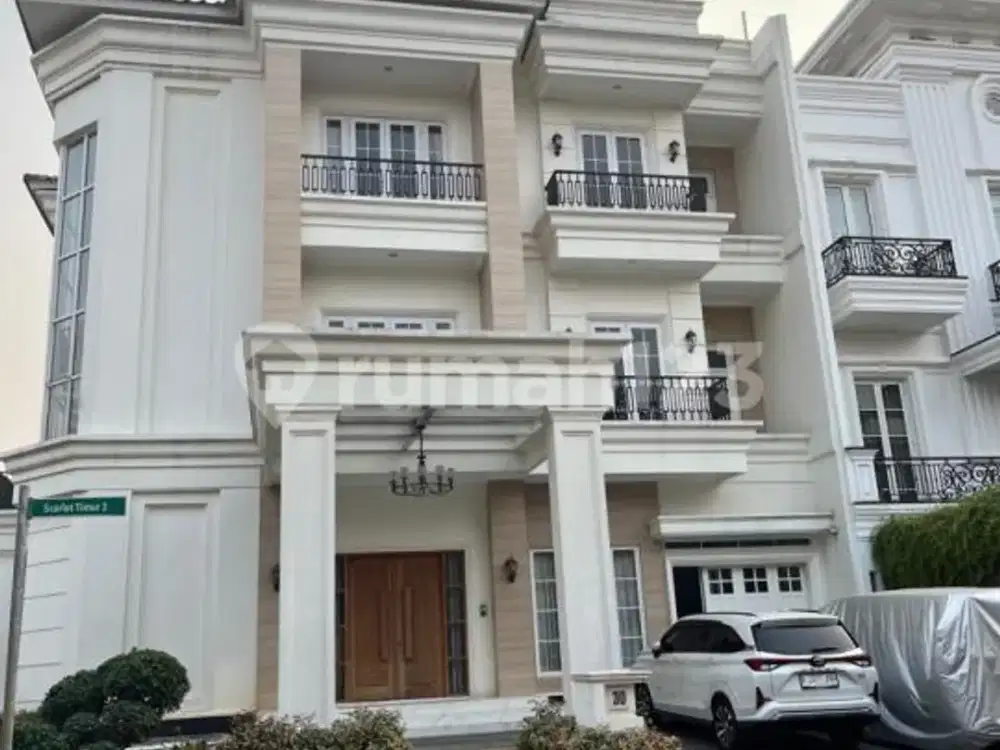 Rumah Mewah Furnished Komplit Lift Swim Pool di The Springs Gs