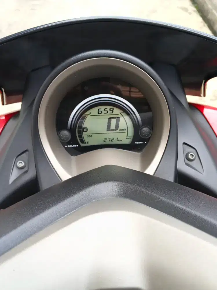 Yamaha nmax old low km