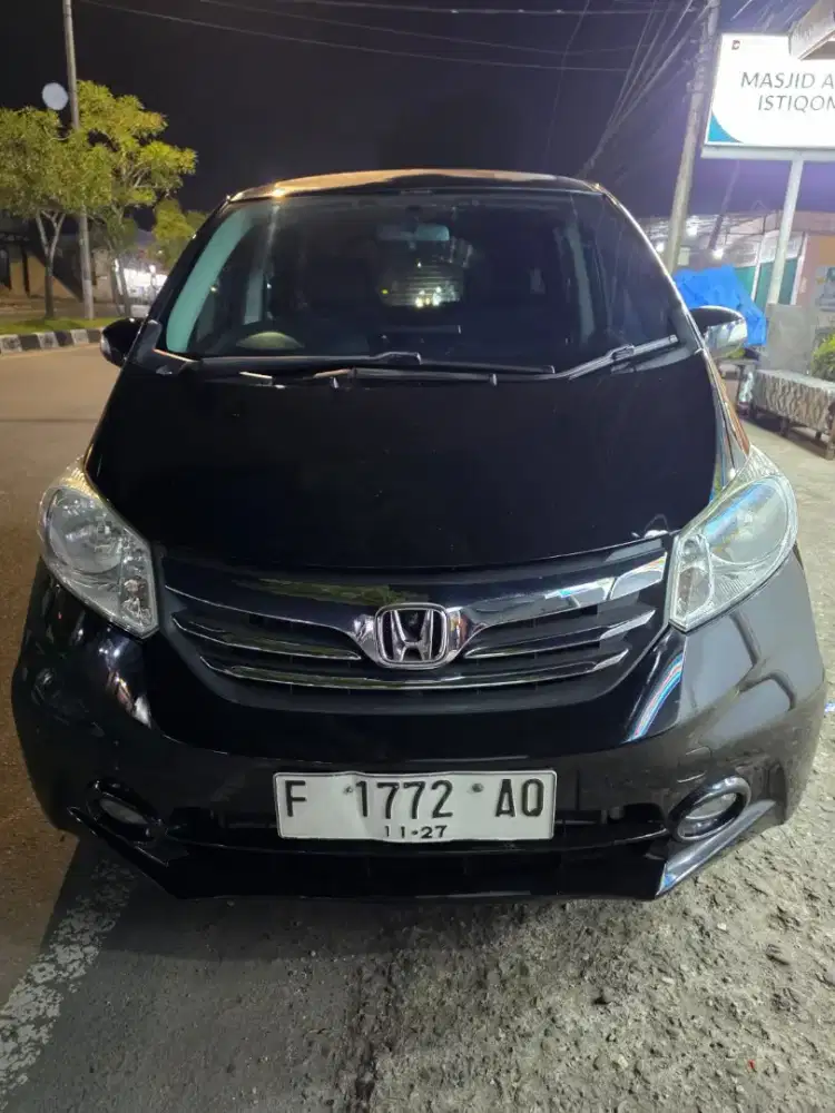 Honda Freed 1.5 E PSD A/T 2013