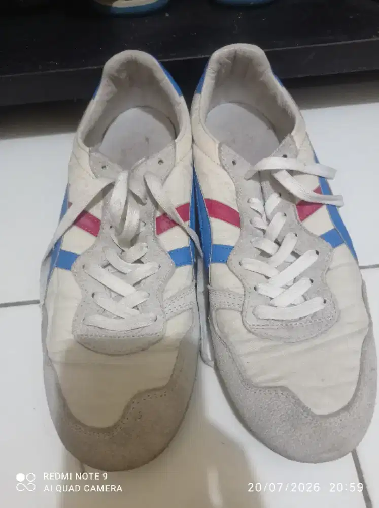 Sepatu onitsuka tiger