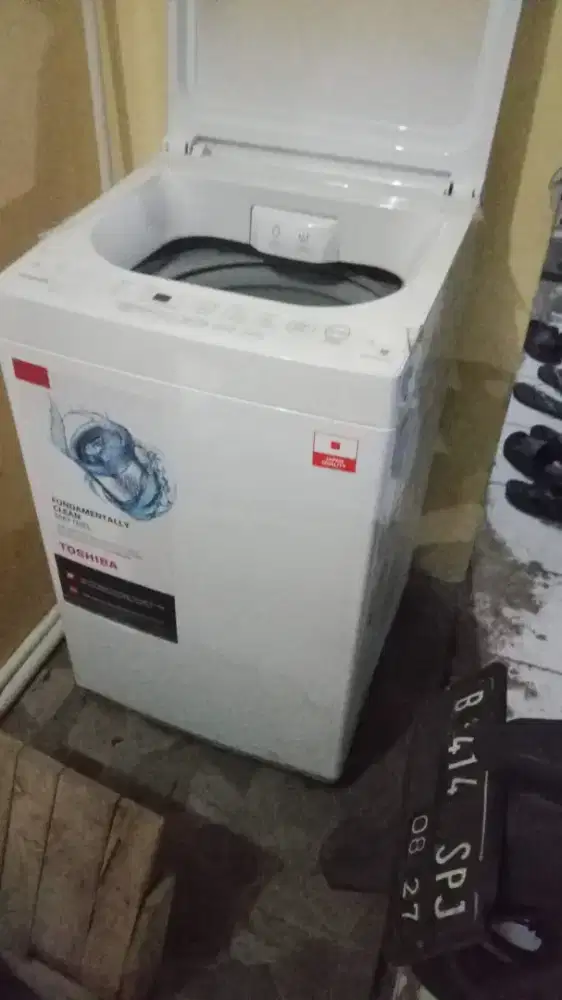 Mesin cuci thosiba