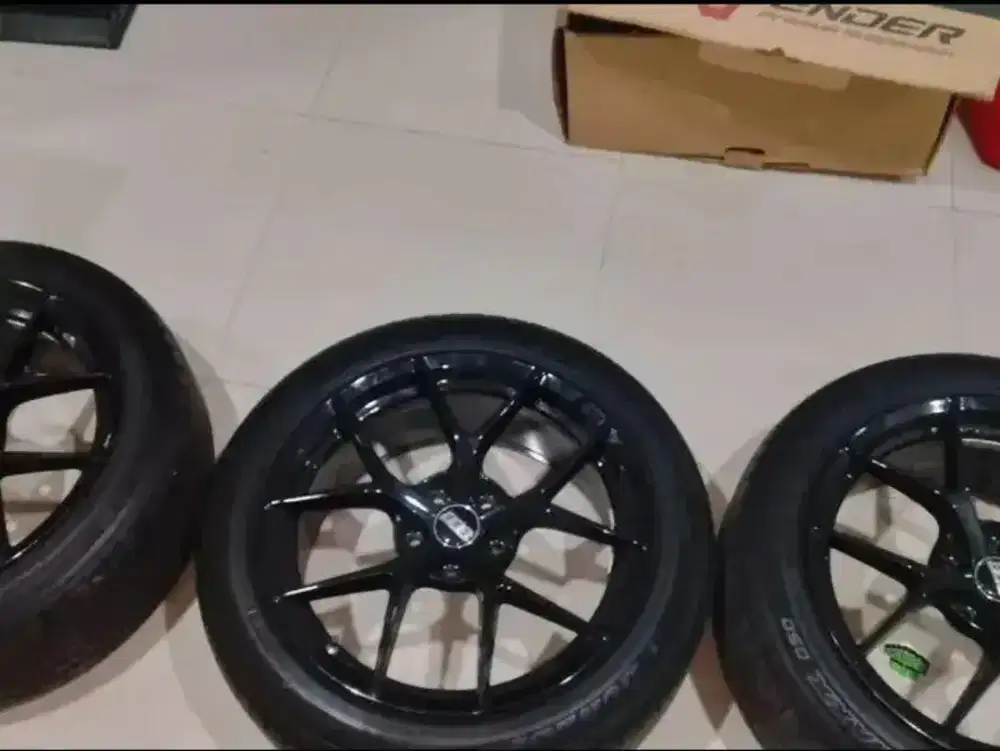 Vleg+Ban Mobil HRV Rs Turbo