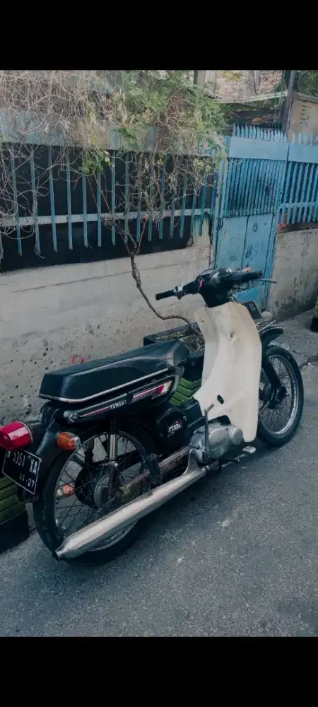 Yamaha v80 superstar