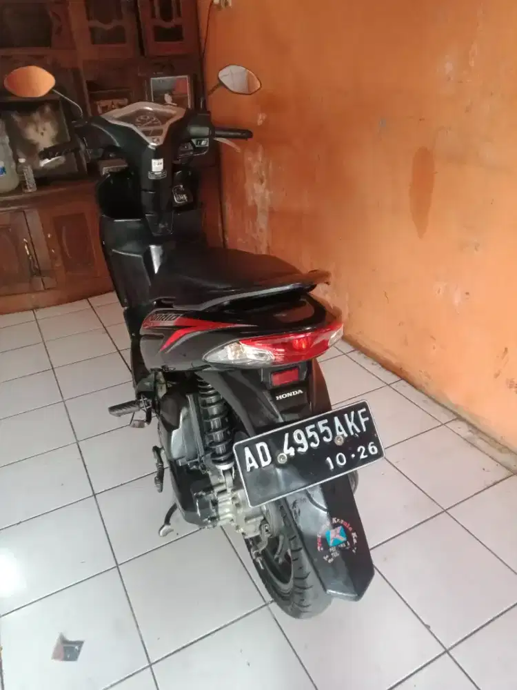 vario 2016 plat ad karanganyar