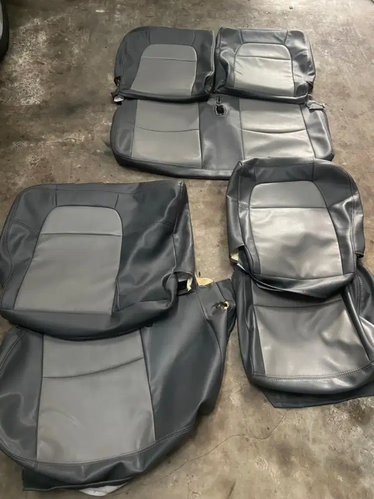 Bungkus jok bekas mobil honda mobilio bahan accura