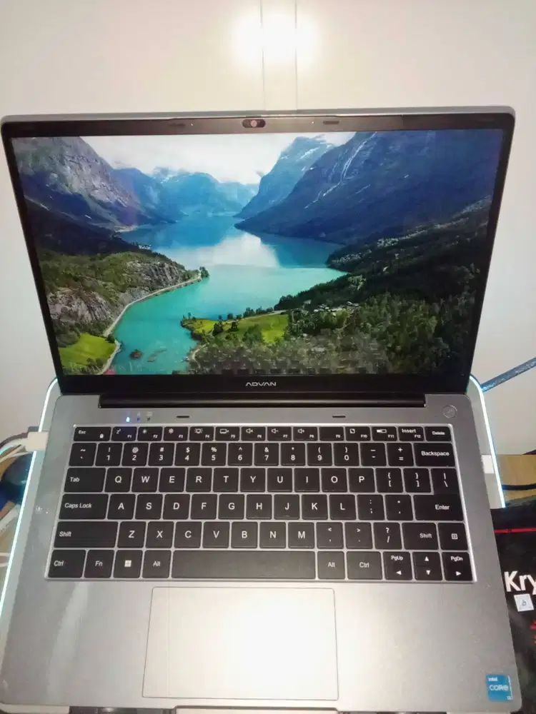 Advan Workpro Lite i3