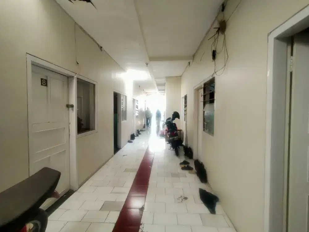 Rukost Dijual 11 Kamar, Lokasi Batu