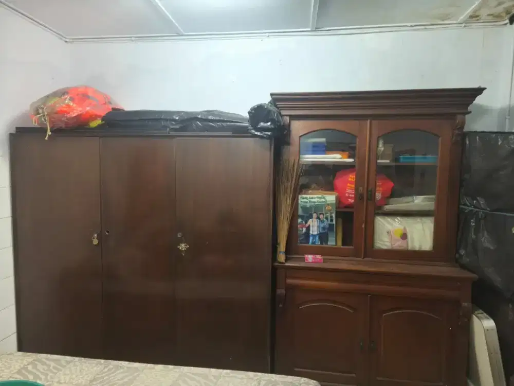 Lemari, meja, ranjang, jual smua