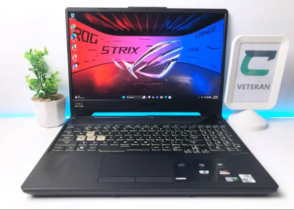 Laptop Gaming Asus gen 10 VGA 4gb Nvidia FHD IPS 144Hz Jernih