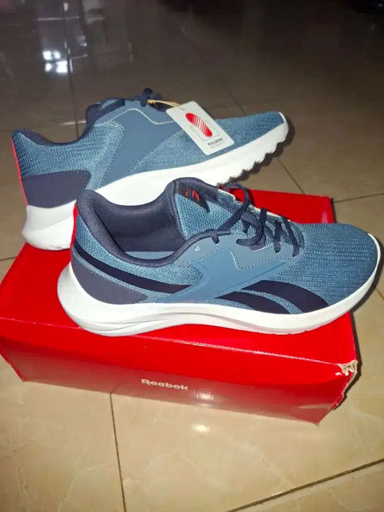 Rebook keren kondisi baru