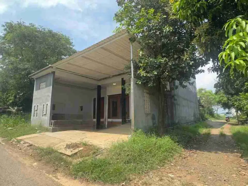Rumah Cocok Untuk Guess House Dekat Pantai Bandengan di Jepara