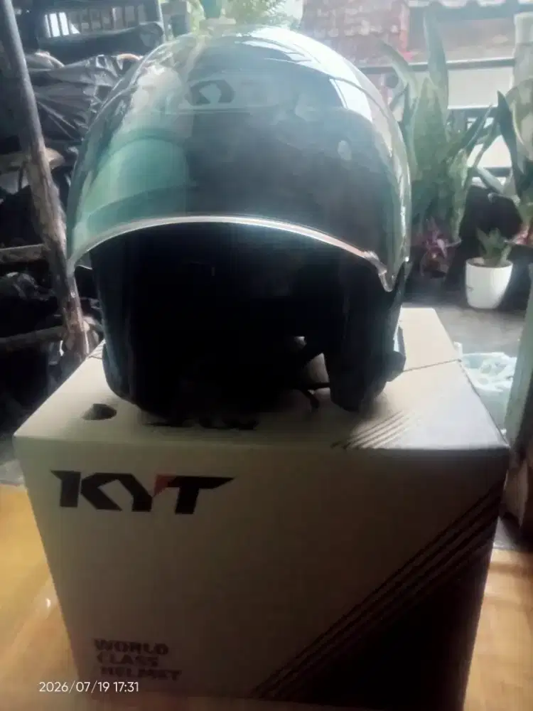 Helm KYT Kyoto Hitam