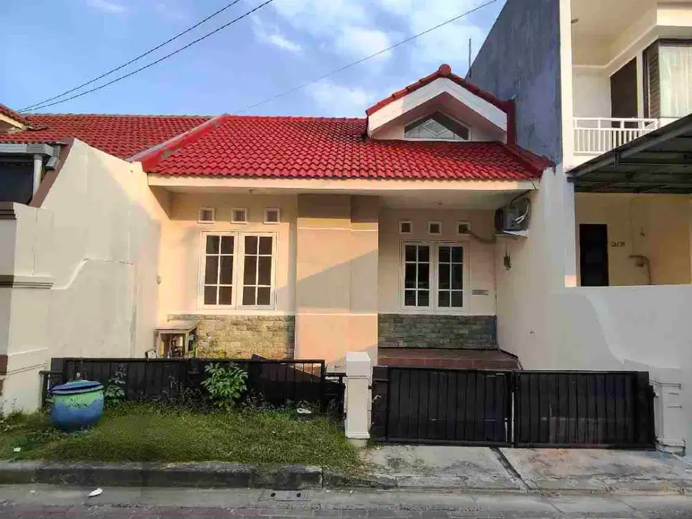 Disewakan rumah griya asri Pakuwon city, ada AC