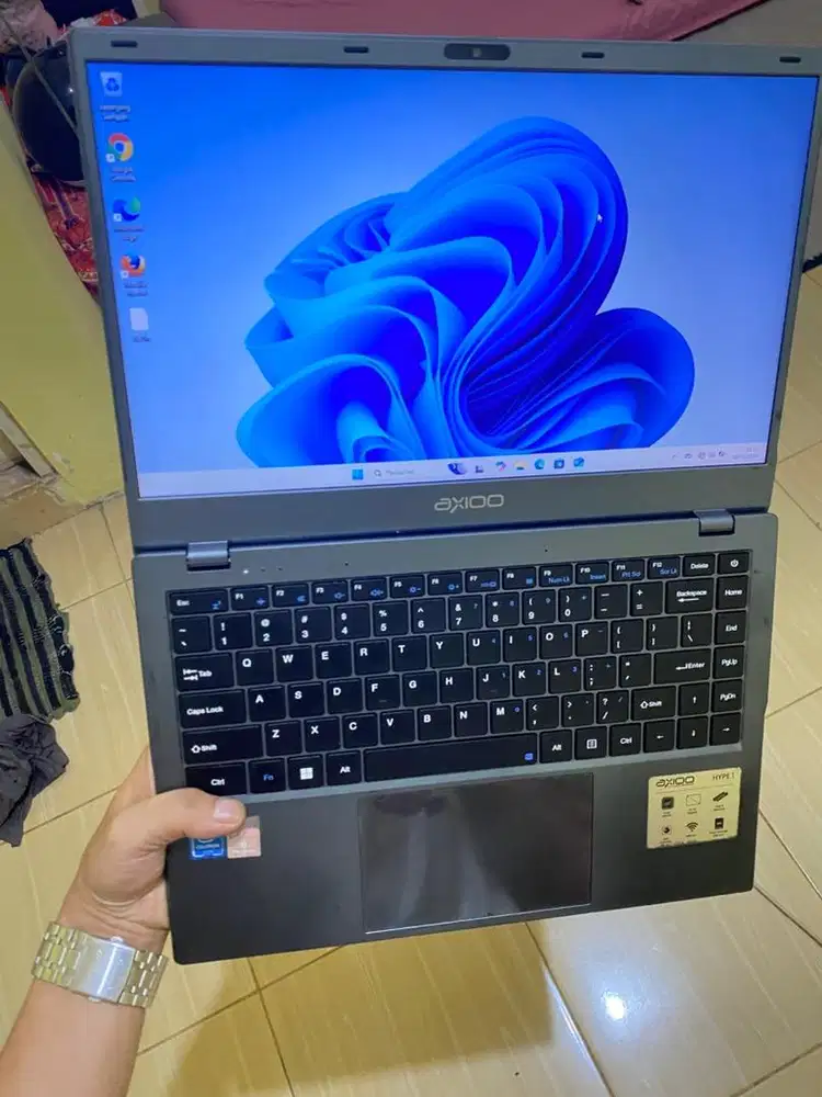 laptop axio HYp 1