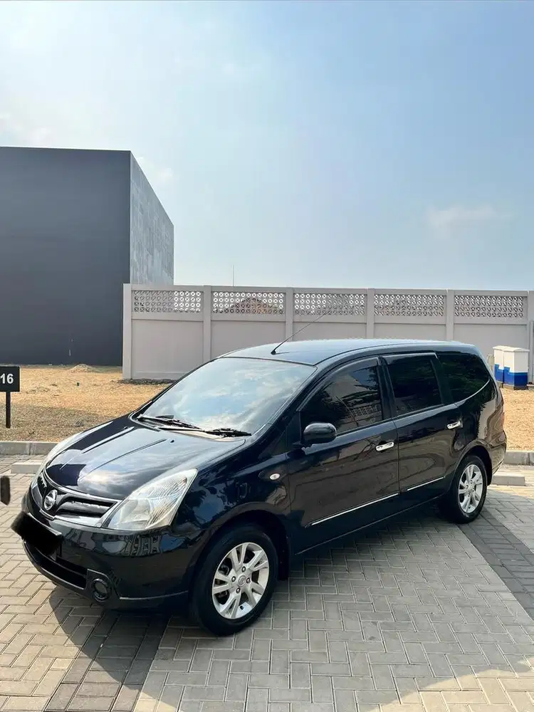 Grand Livina L10 facelift XV 1.5 Automatic istimewah