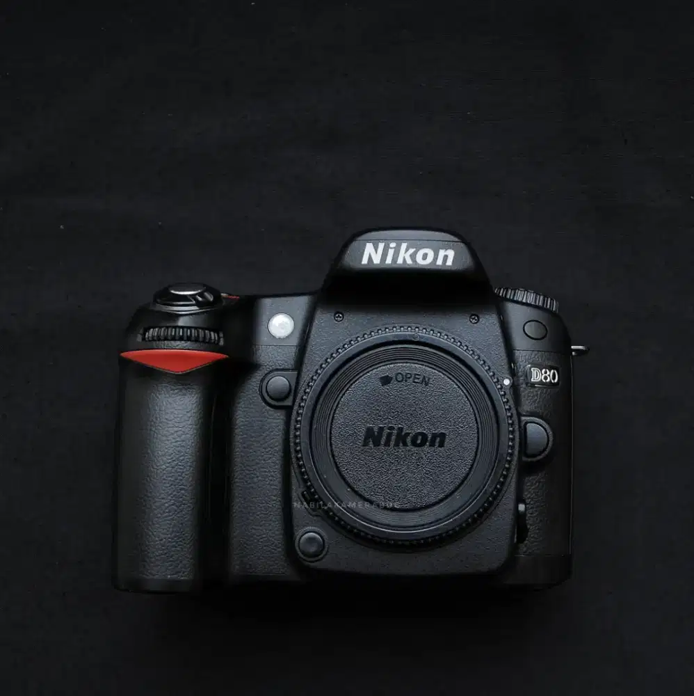 NIKON D80 BODY ONLY