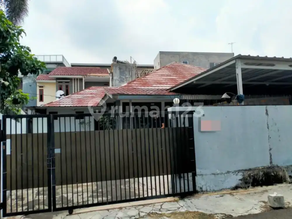 Jual 2 Rumah Luas di Jakarta Selatan Hadap Utara