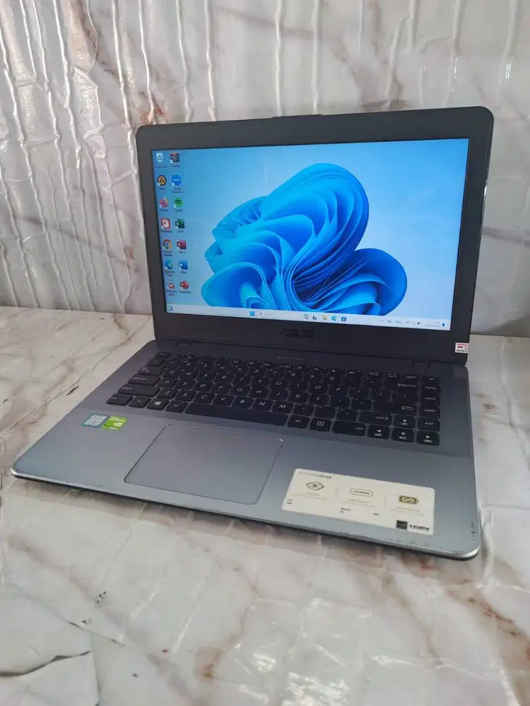 LAPTOP SUPPORT GAMING EDITING DAN CODDING  ASUS A442U DUAL VGA