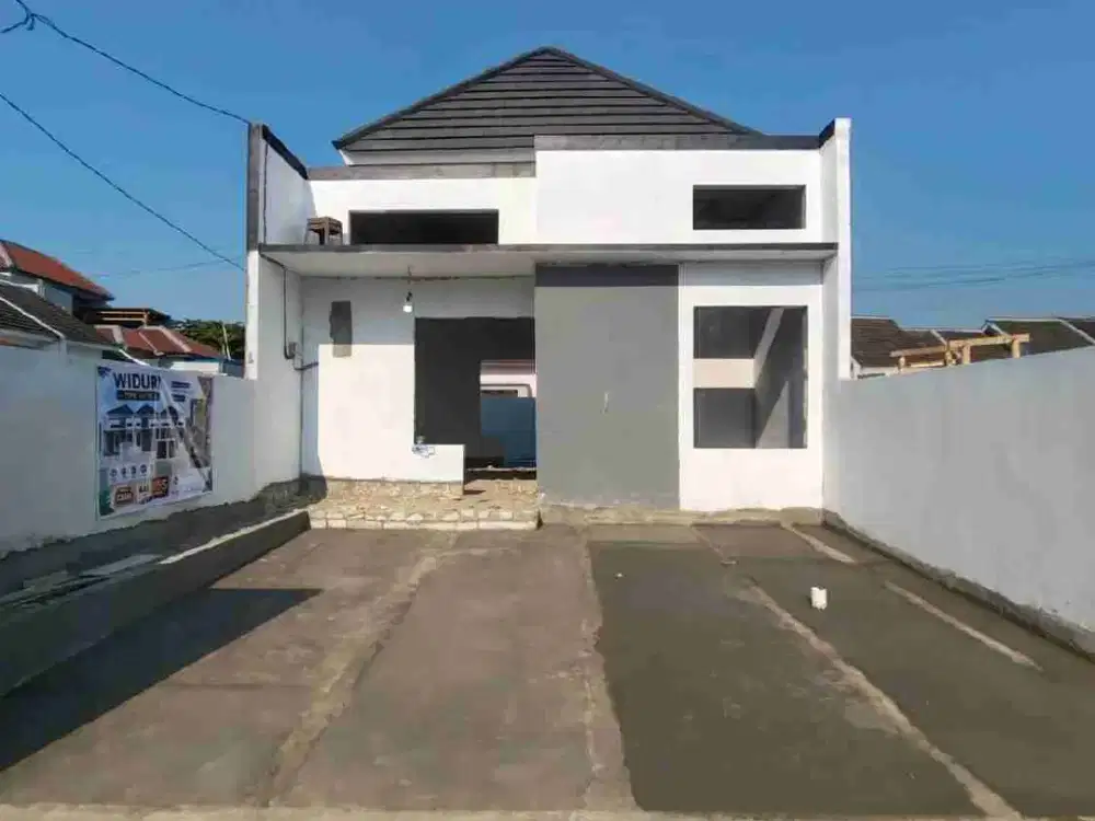 rumah dekat SMP negeri 43 Bangetayu Wolter monginsidi